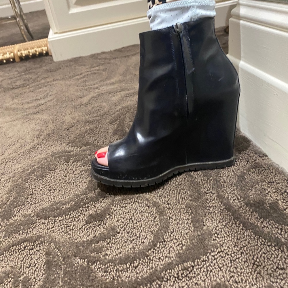 Brunello cucinelli open toe boots
